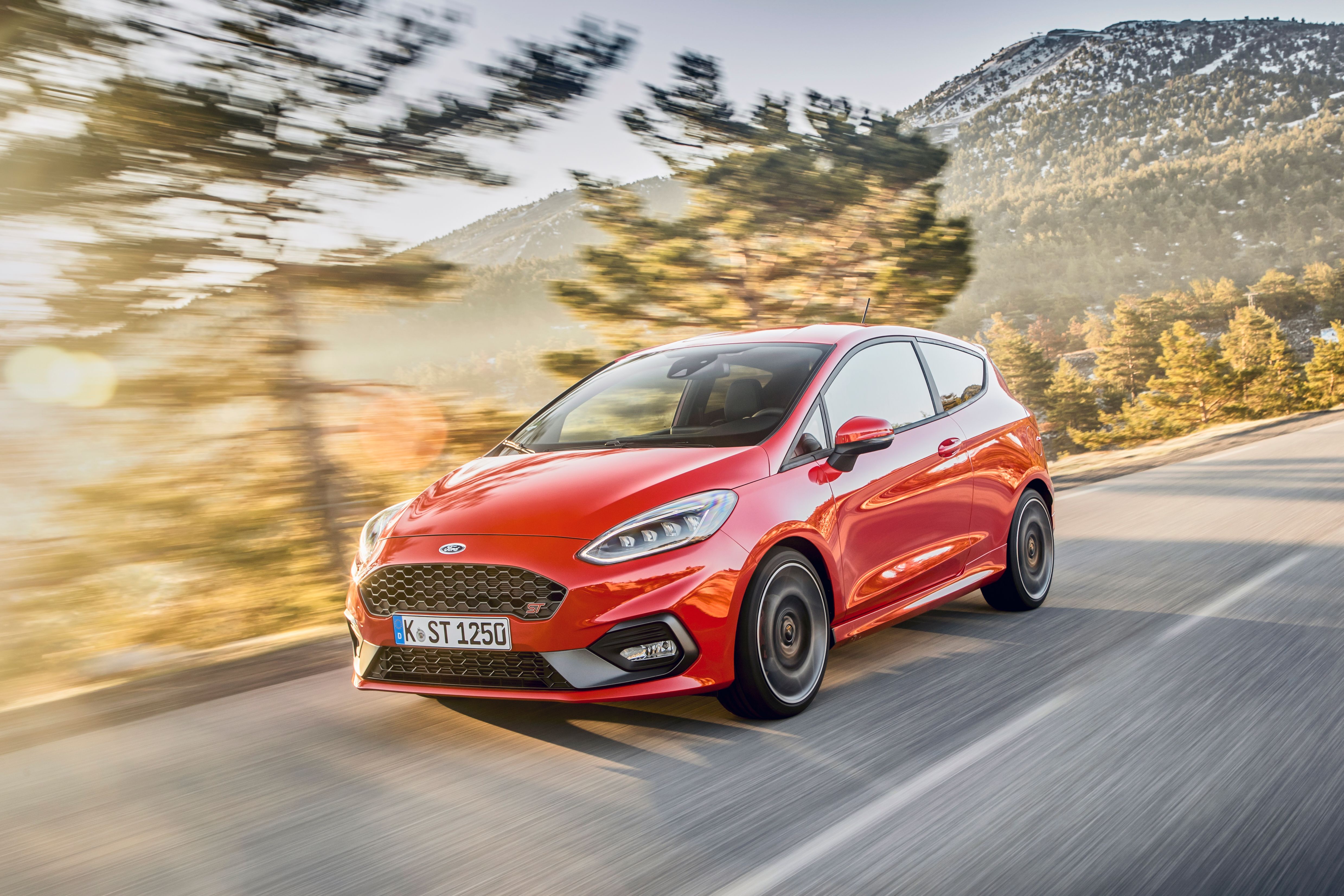 2021 Ford Fiesta ST, Red
