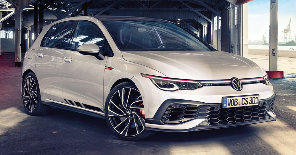 2021-Volkswagen-Golf-Mk8-GTI-Clubsport-FB