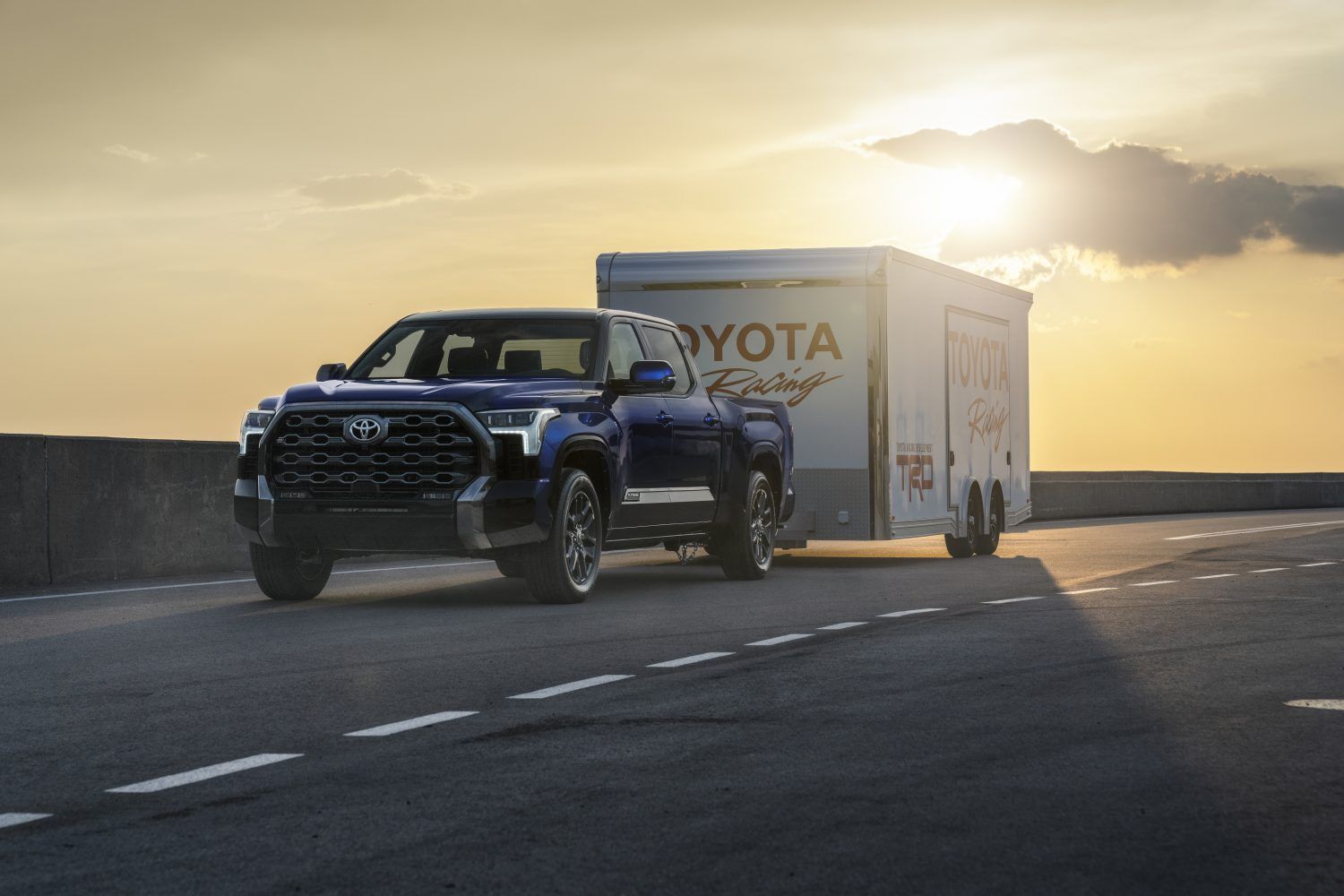 2022 Toyota tundra iforce max hybrid release new TRD Pro for sale best option towing trailer test max