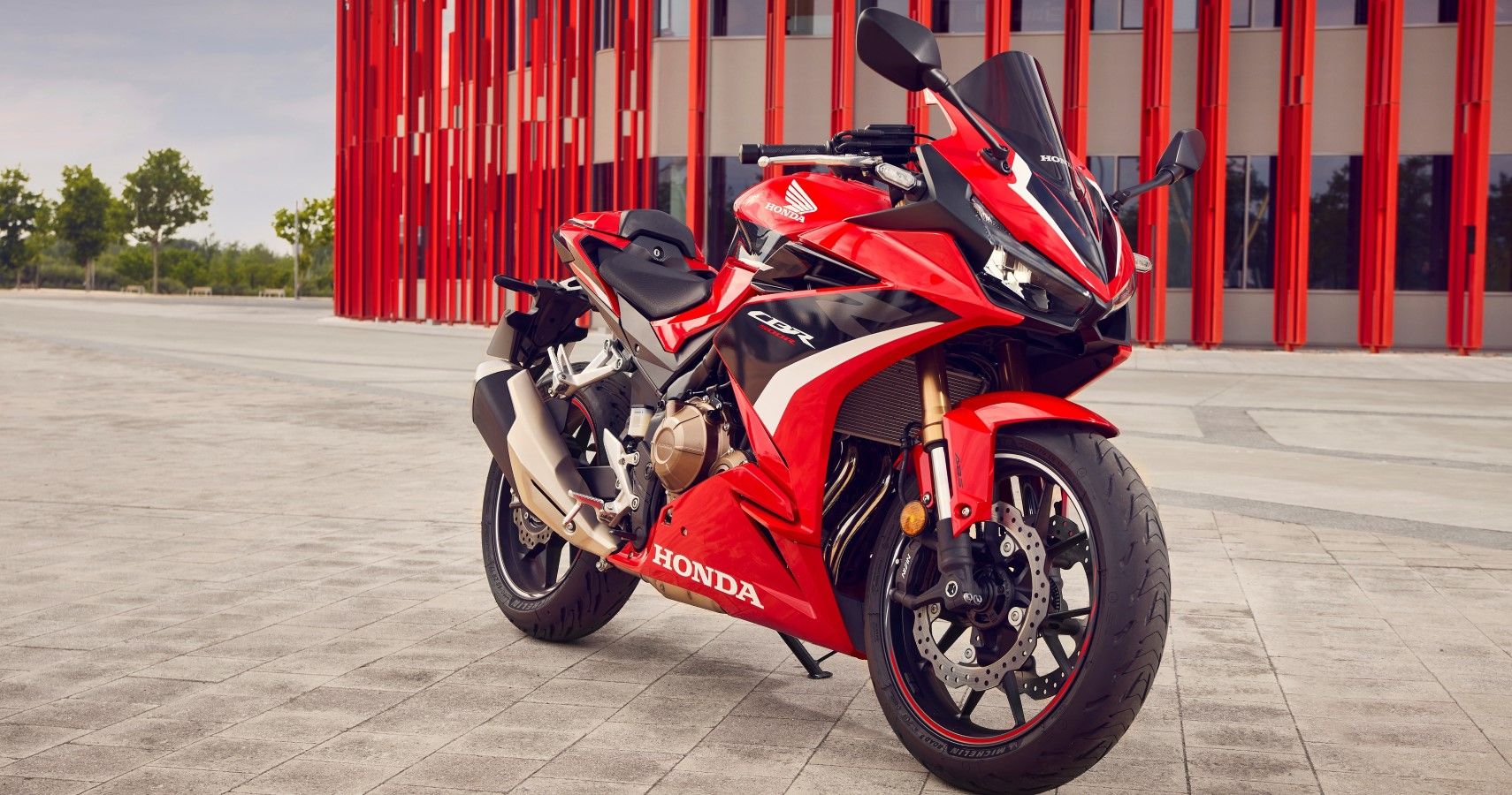 The Baby Blade Everything You Need To Know About The 2022 Honda CBR500R
