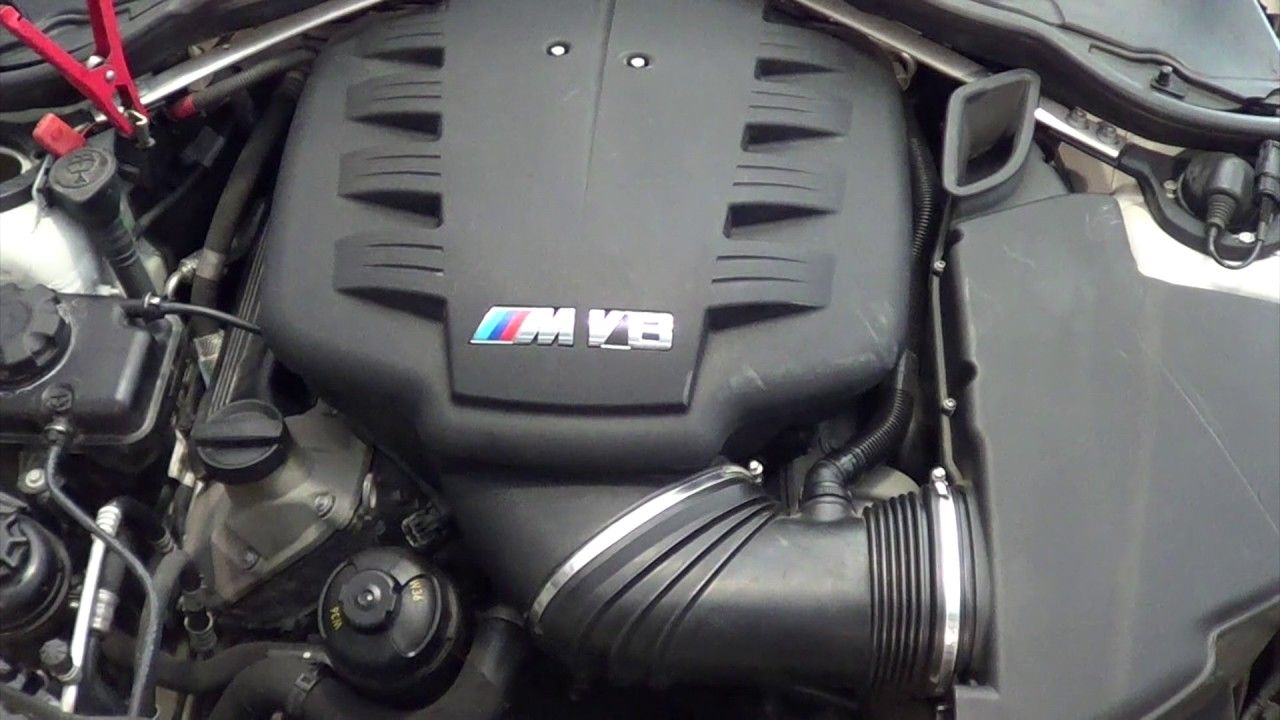BMW V8 Engine