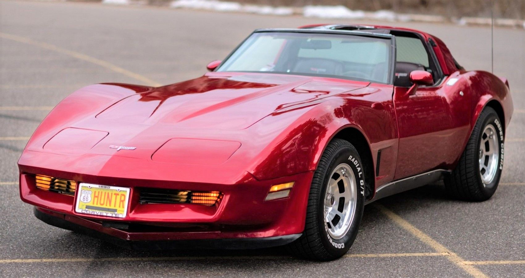 Chevrolet C3 Corvette - Front Quarter View