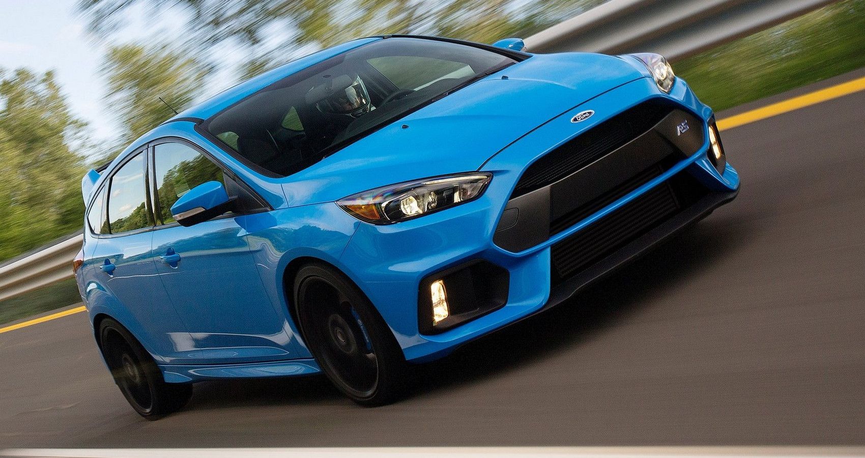 Ford Focus RS - Front Quarter