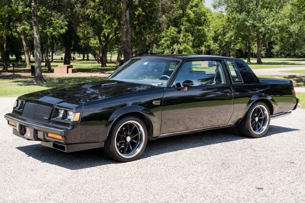 Auction Dilemma Buick Regal Grand National Vs Chevrolet Monte Carlo Ss 9171