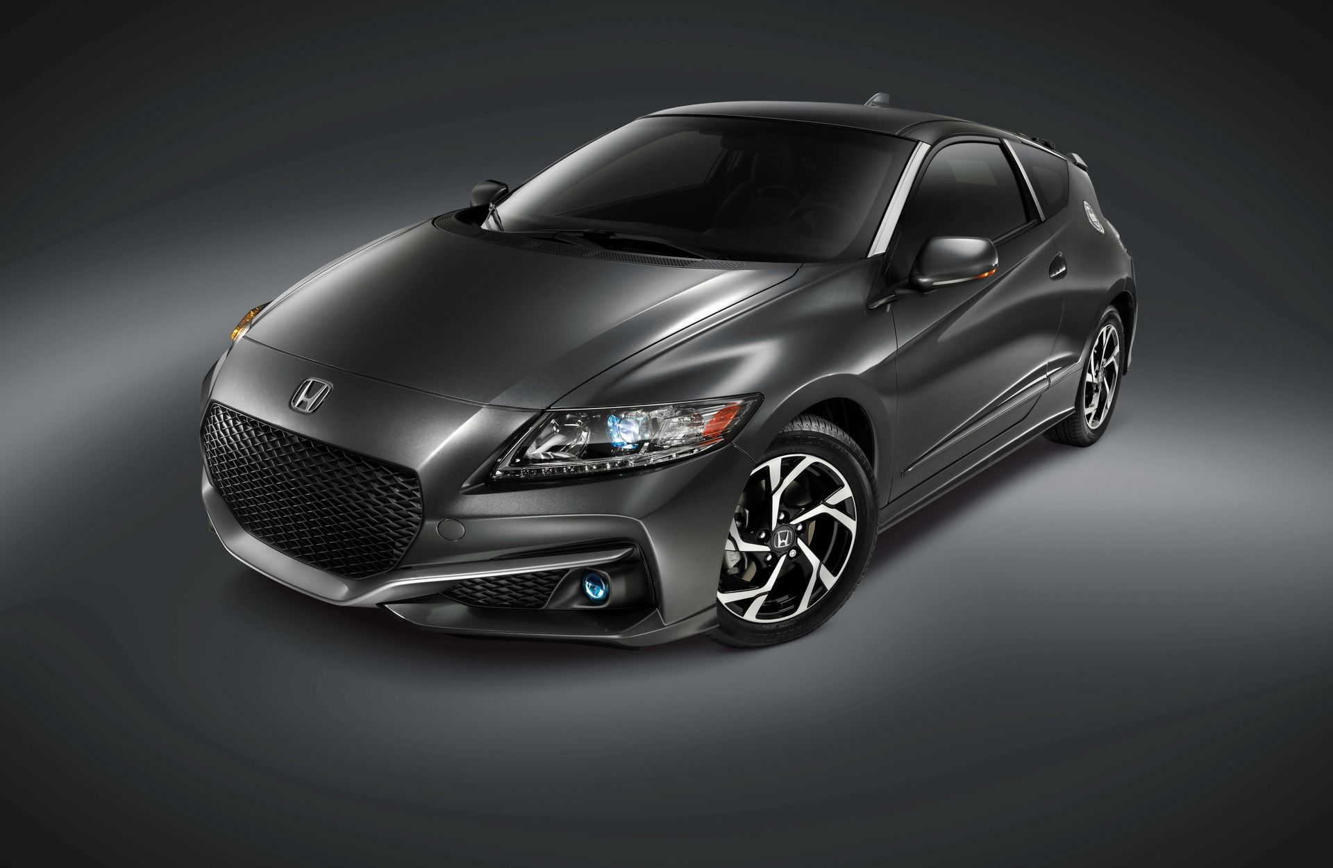 Review: Honda's sporty CR-Z hybrid can't match Prius mileage - Grand Forks  Herald