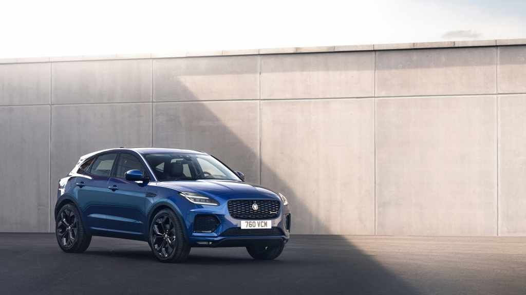 Jag_E-PACE_22MY_02_R-Dynamic_Exterior_190521_002