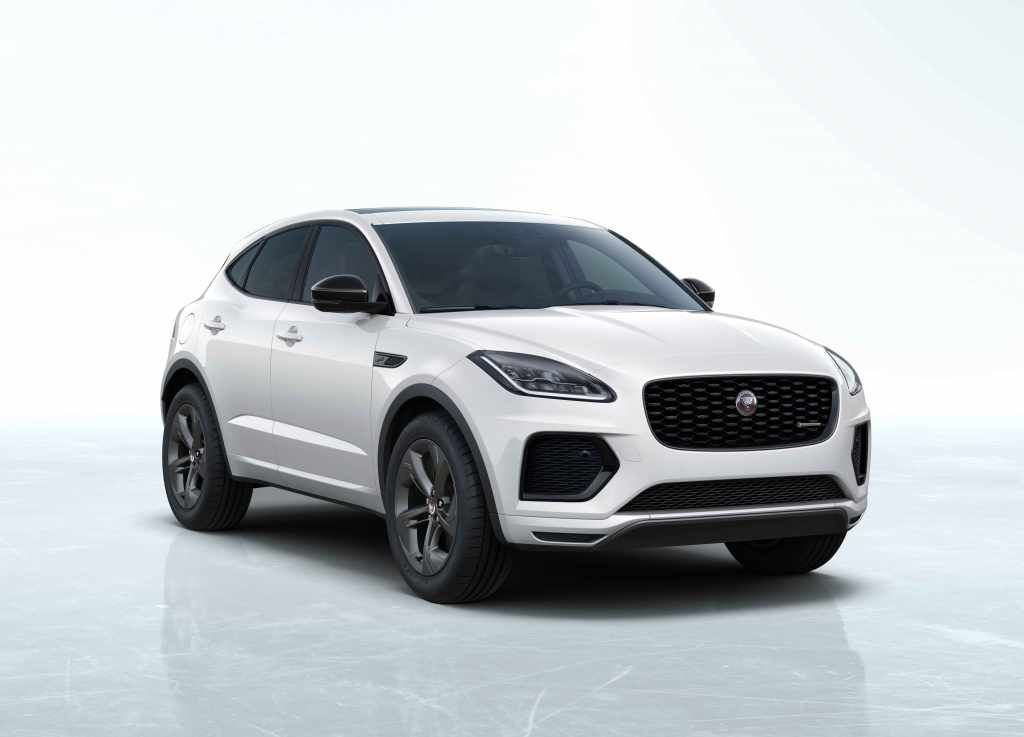 Jag_E-PACE_22MY_04_R-Dynamic_Black_Exterior_Without_Options_Front3Q_190521_GLHD_007