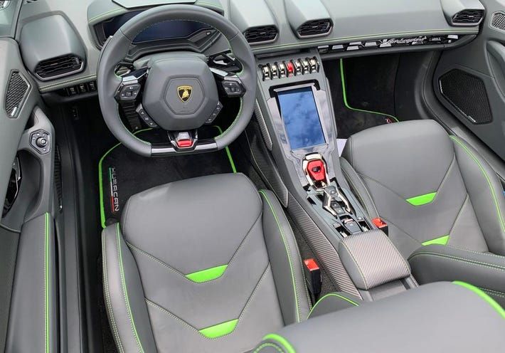 Lamborghini Huracan Luxury