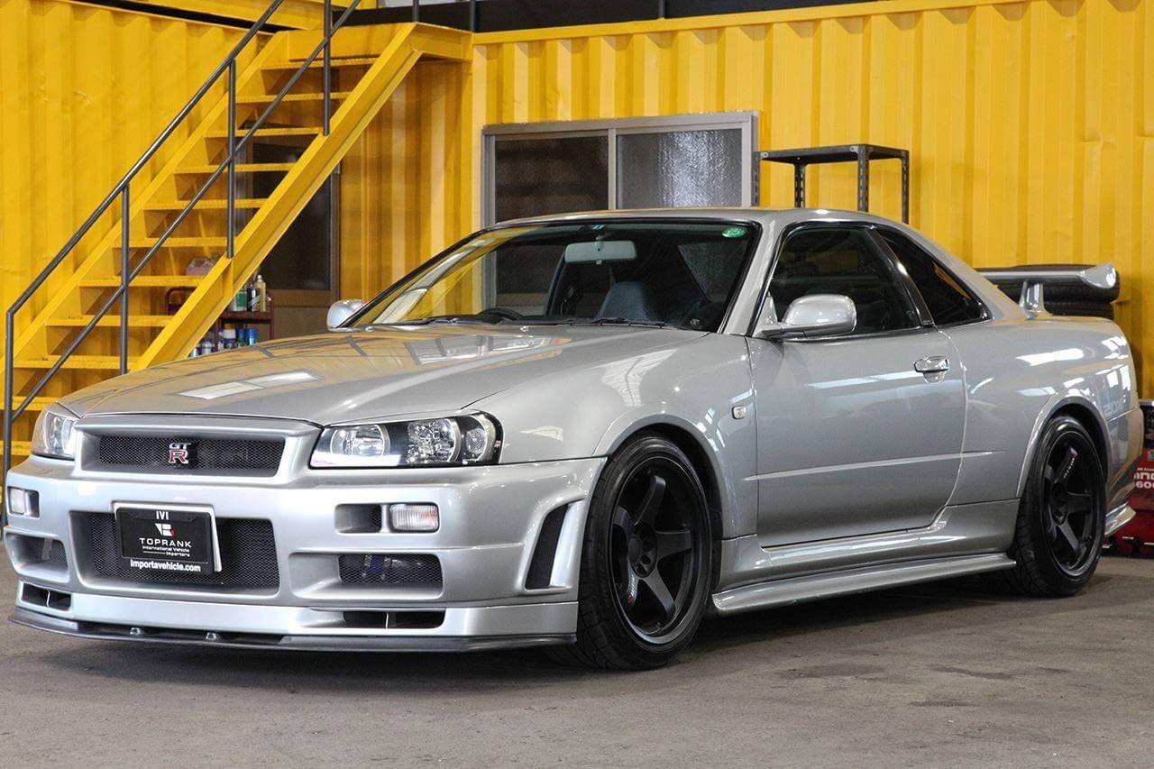 Here S What The 1999 Nissan Skyline Gtr R34 Costs Today