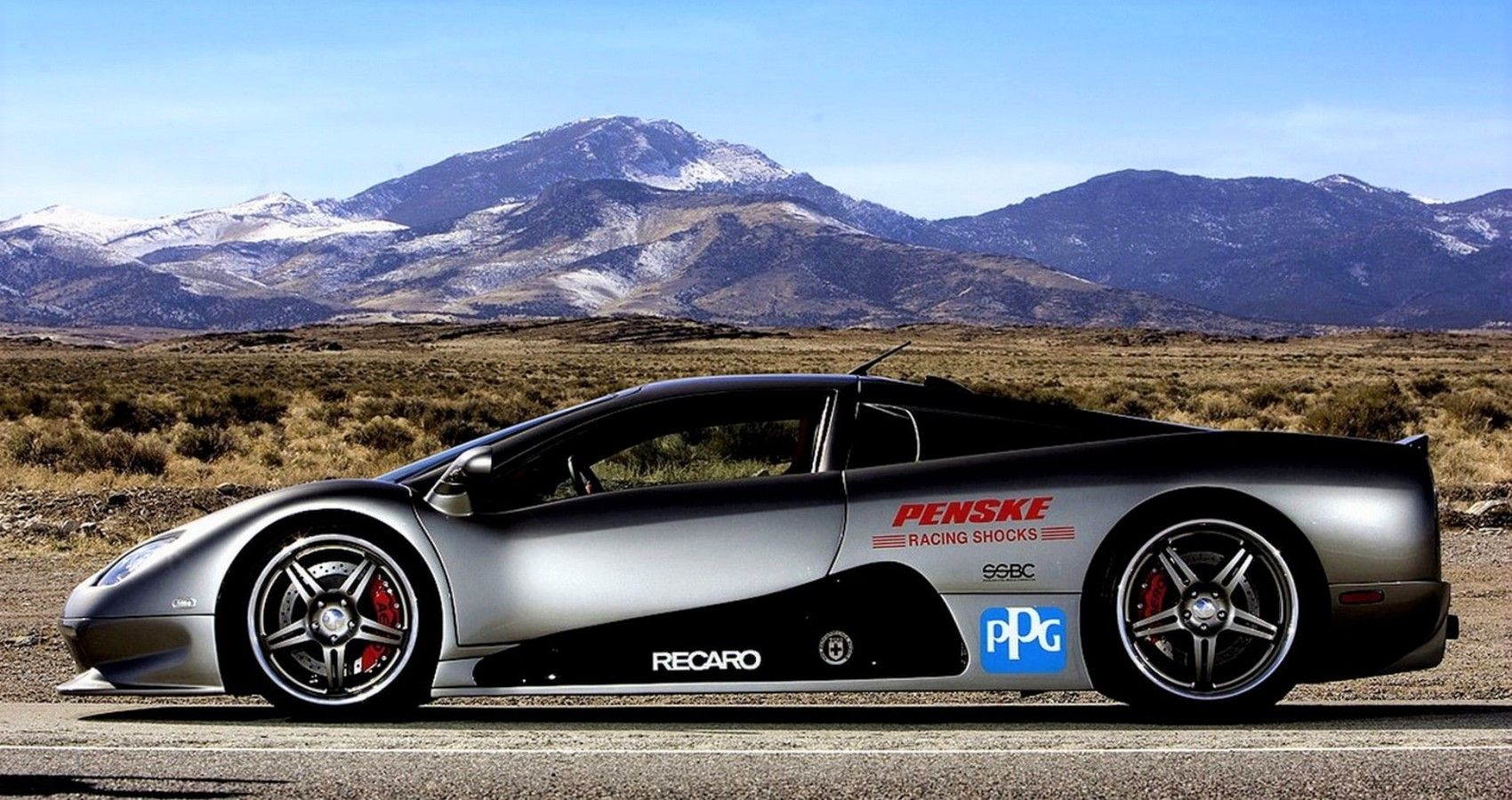 SSC Ultimate Aero - Side view