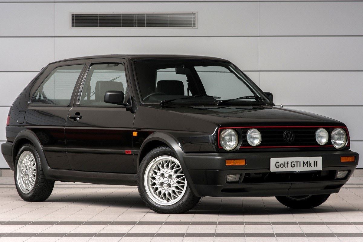 Volkswagen_Golf_GTI_Mk2_(1)