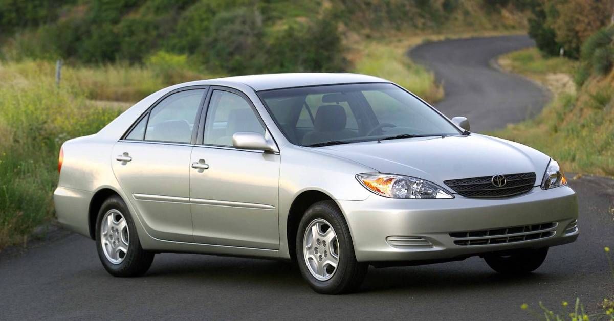 2002 - 2006 Toyota Camry Parked