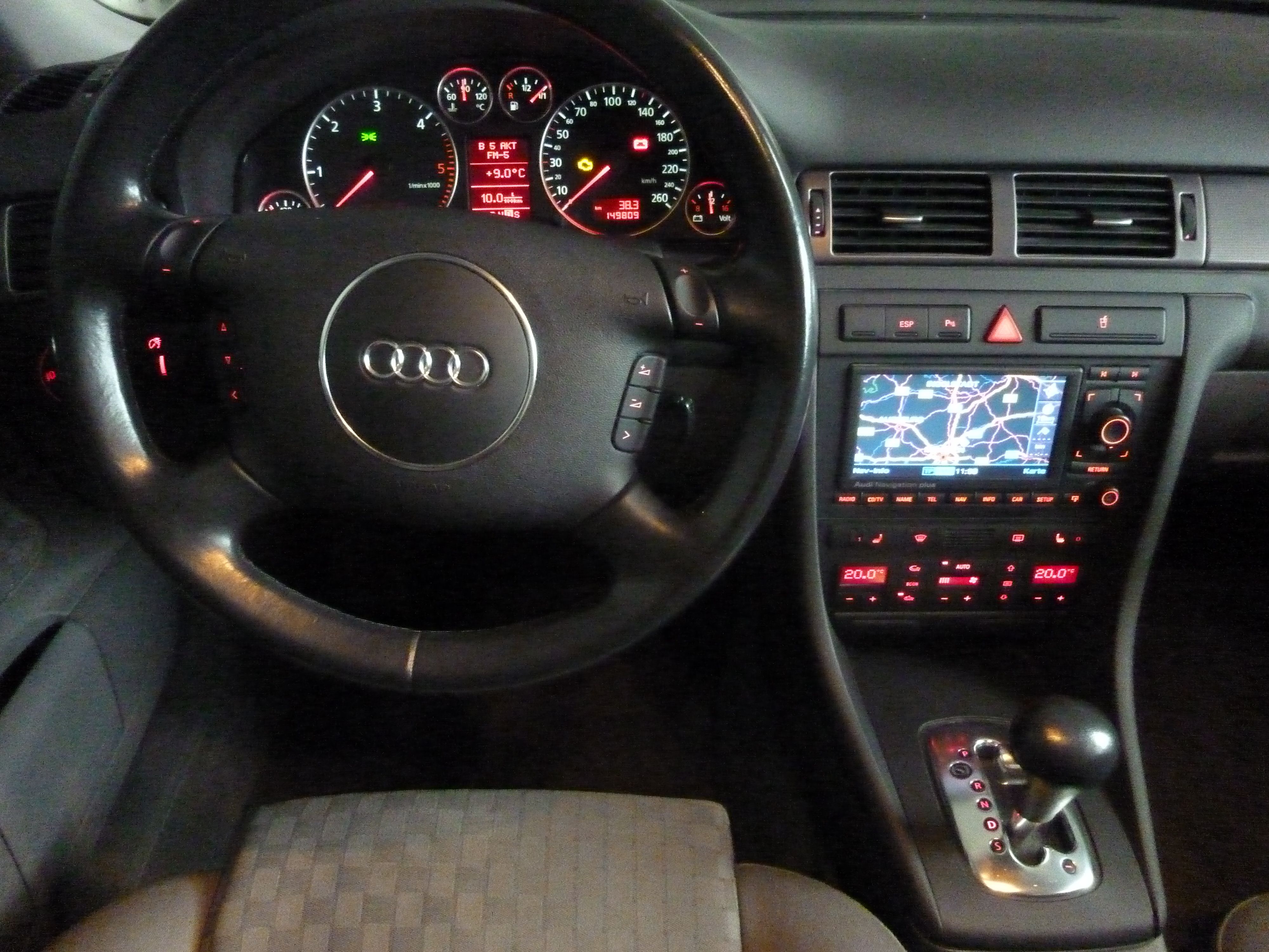 2004 Audi A6 Interior