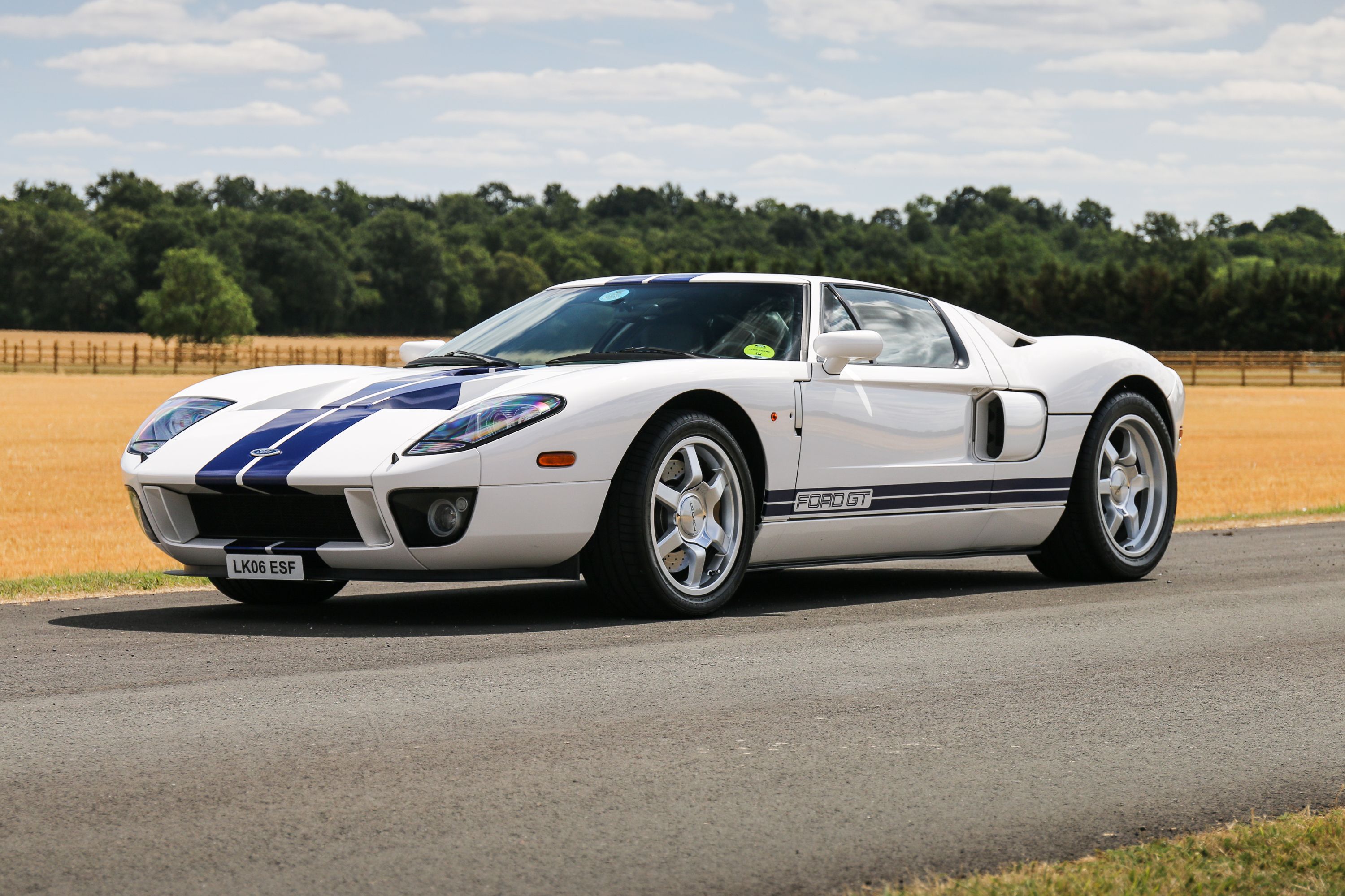 2006-Ford-GT