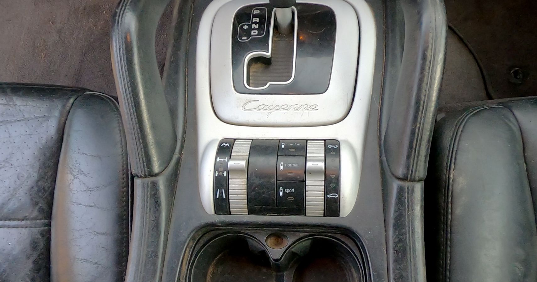 2006 Porsche Cayenne Turbo 8