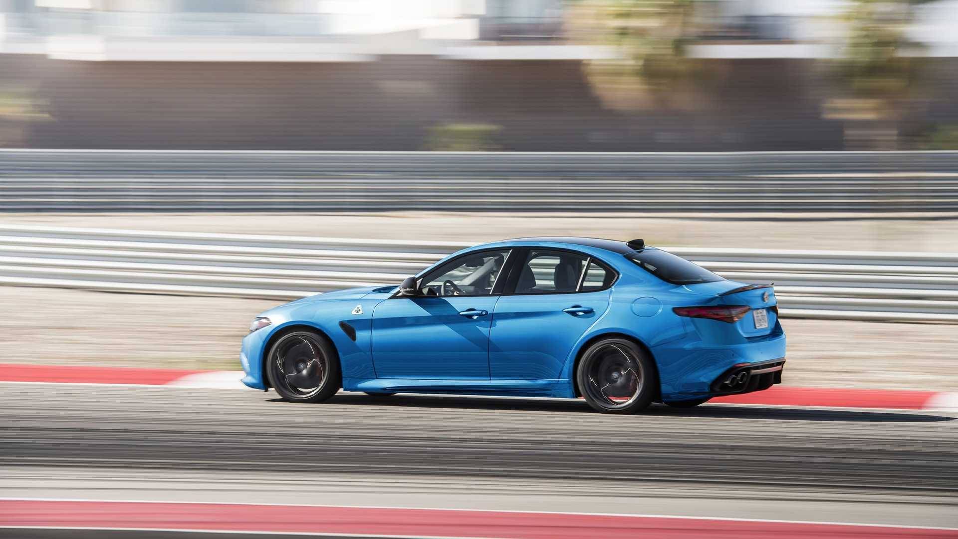 Rdd5s7teazdjjm 2022 Giulia Brown Color Interior