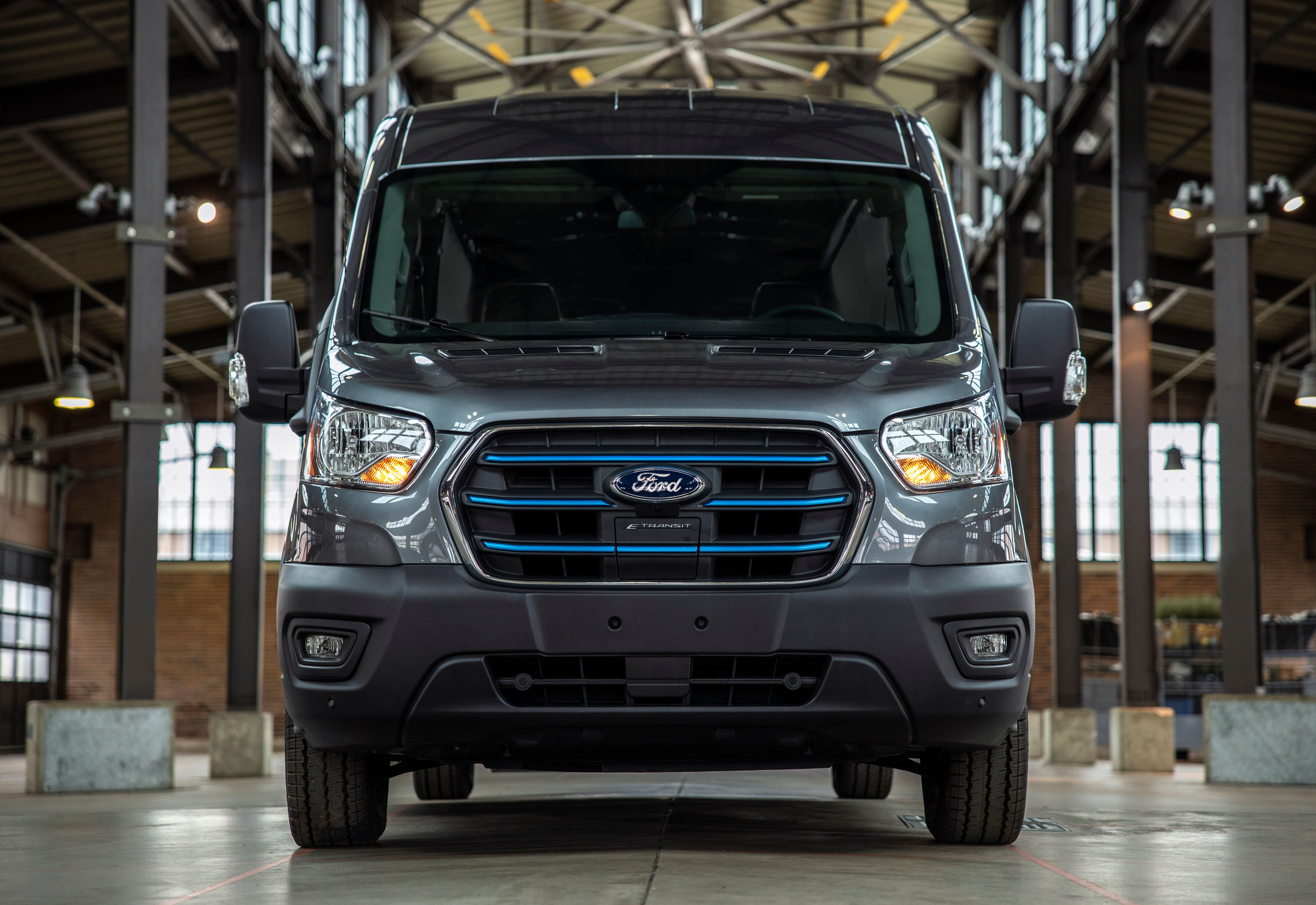 All-New_Ford-E-Transit_02