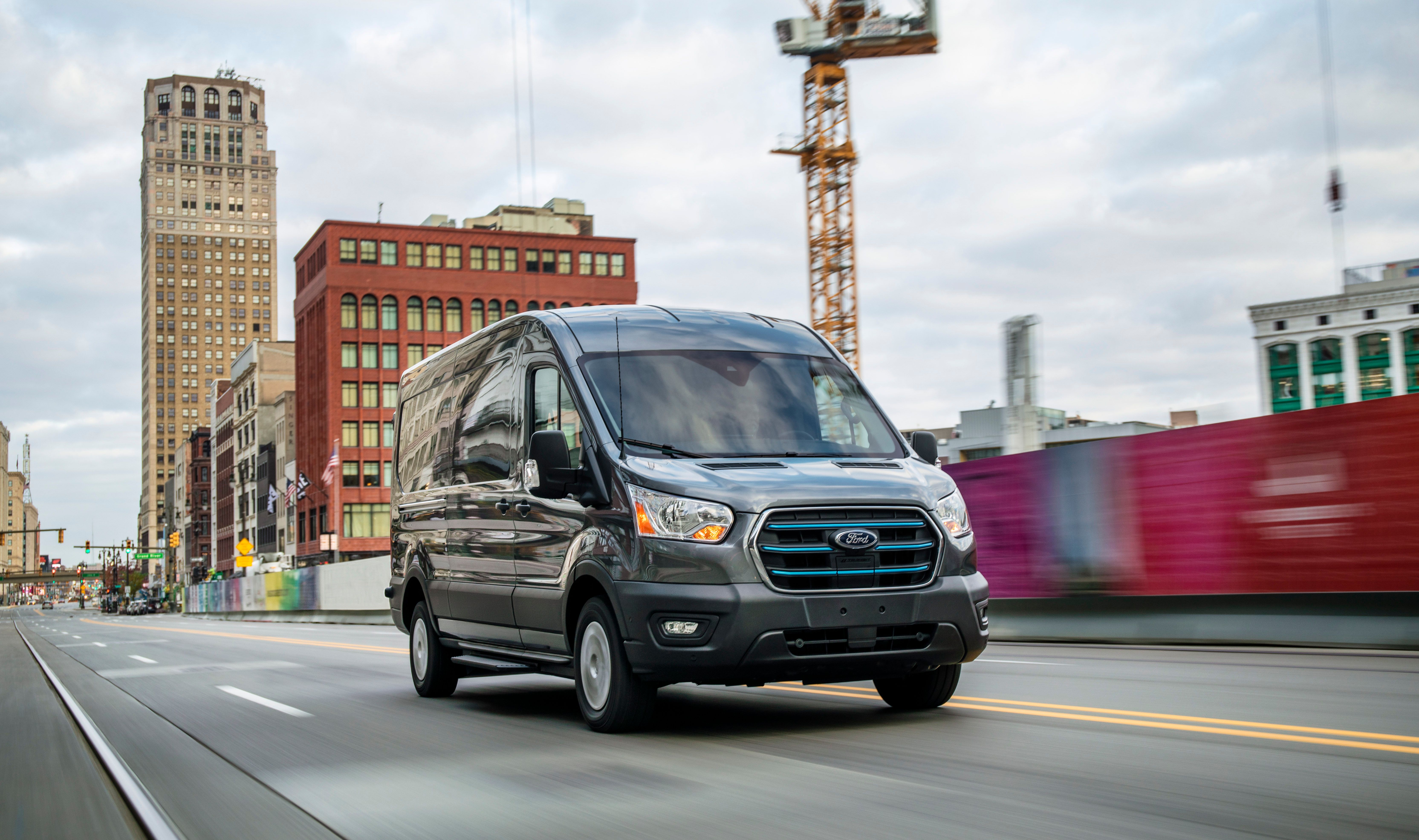 All-New_Ford-E-Transit_10