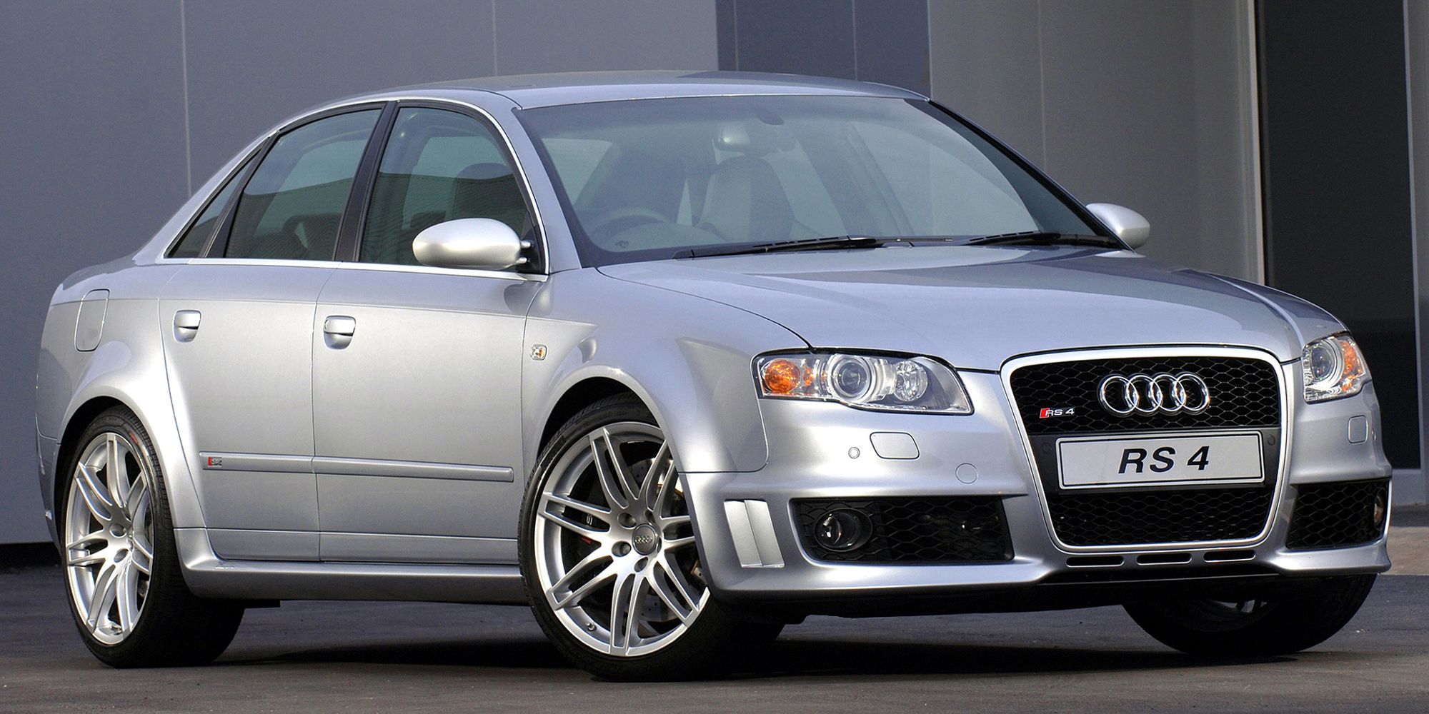 B7 RS4 front