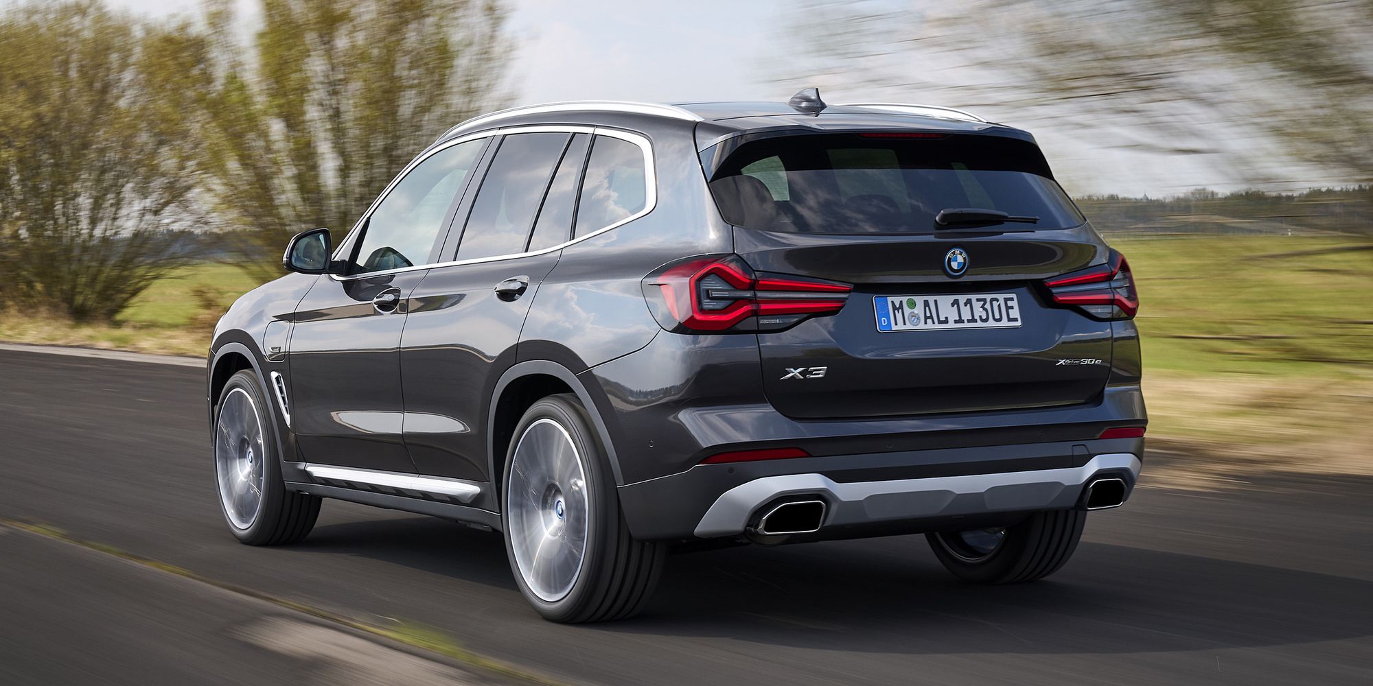 The rear of the X3 on the move