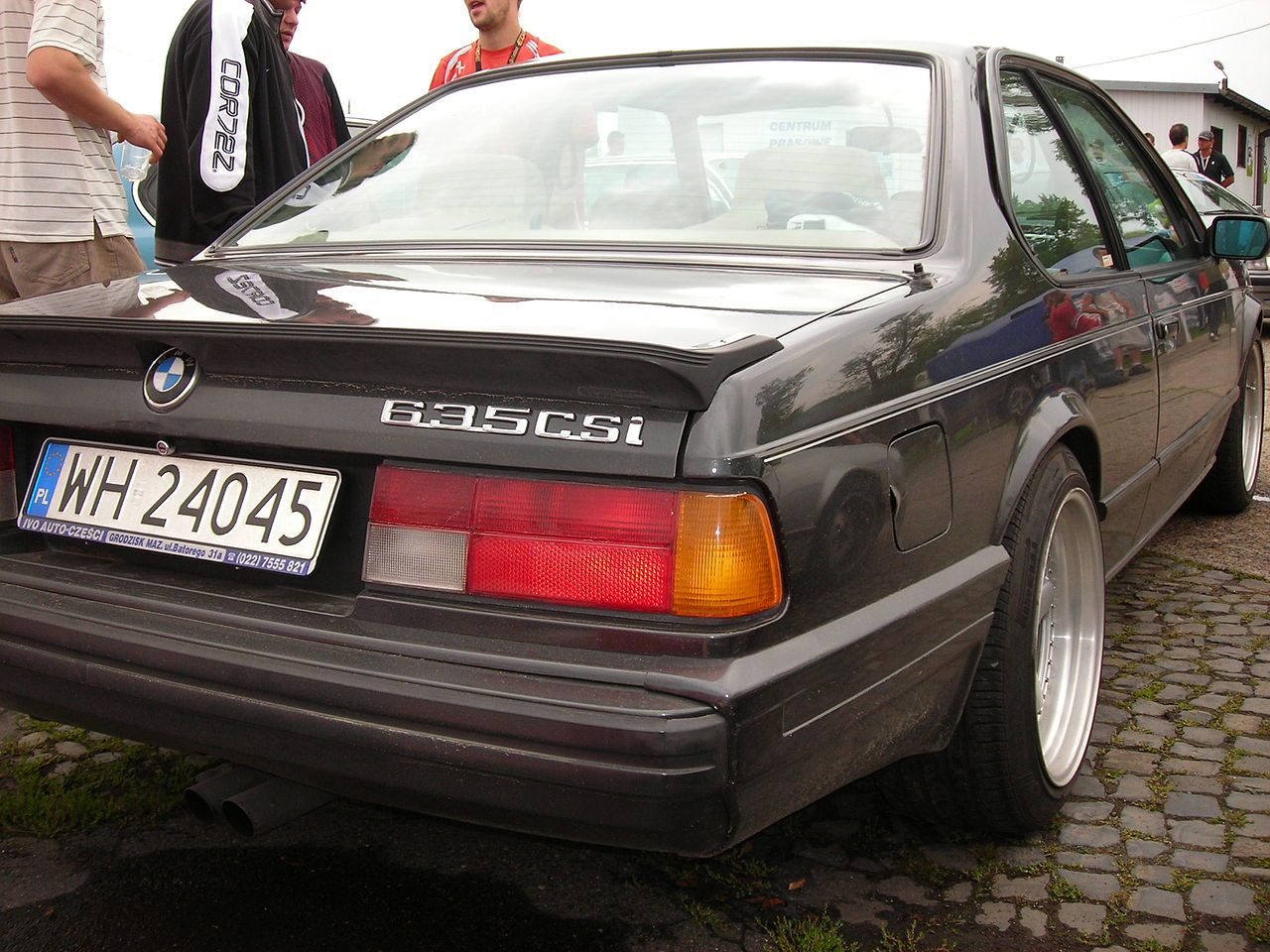 BMW635