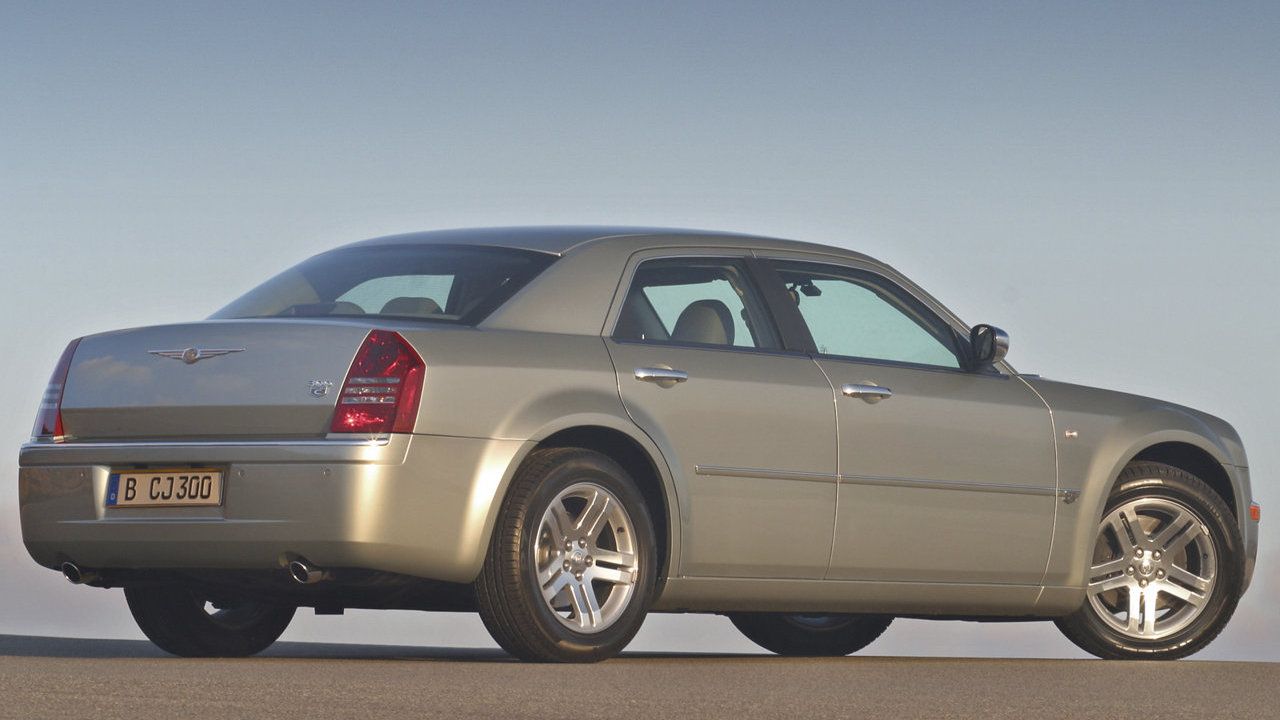 Chrysler-300C-2005