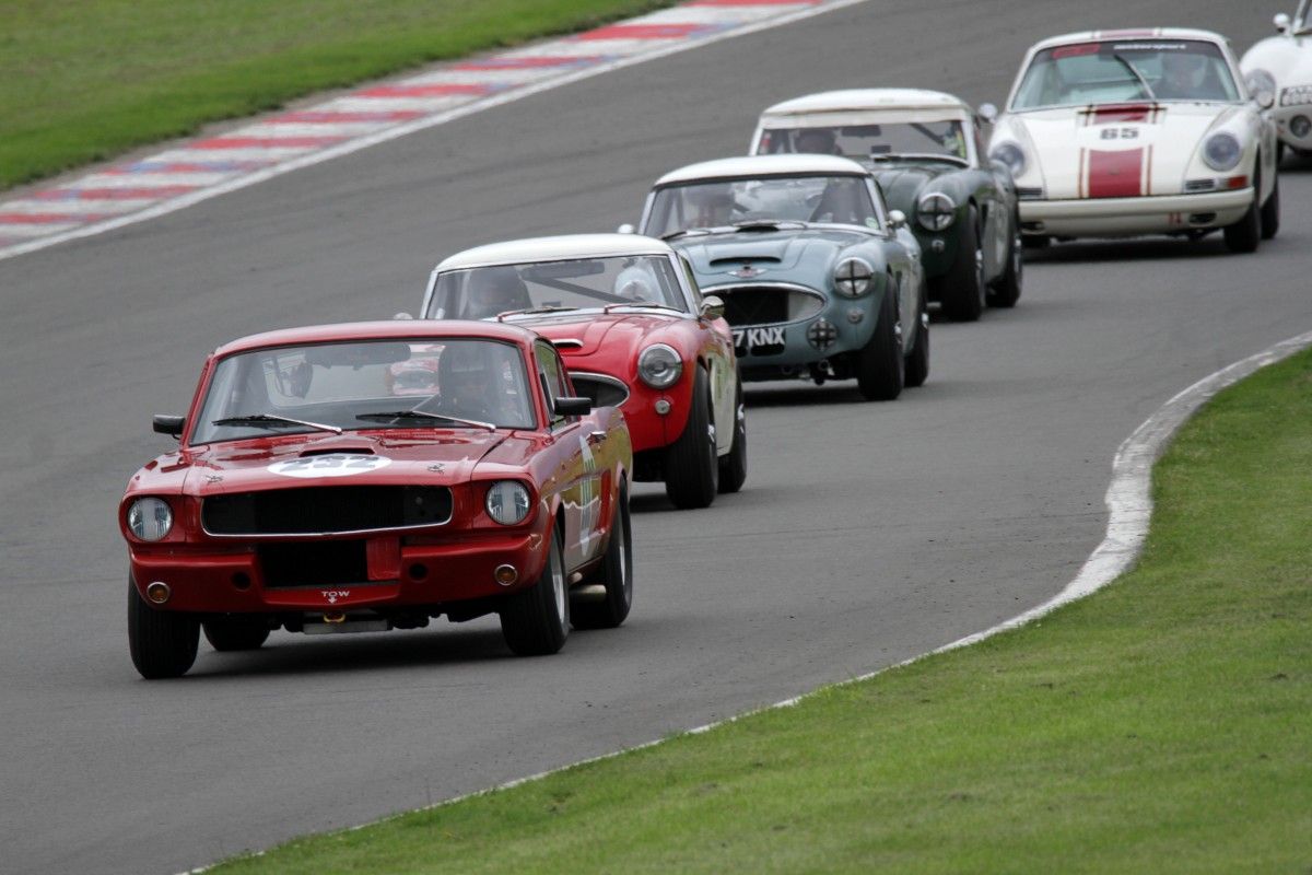 These Are The Best Vintage Racing Events Around The World