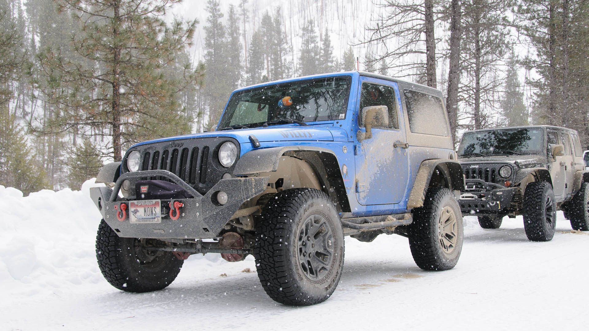 Jeep Wrangler in Snow