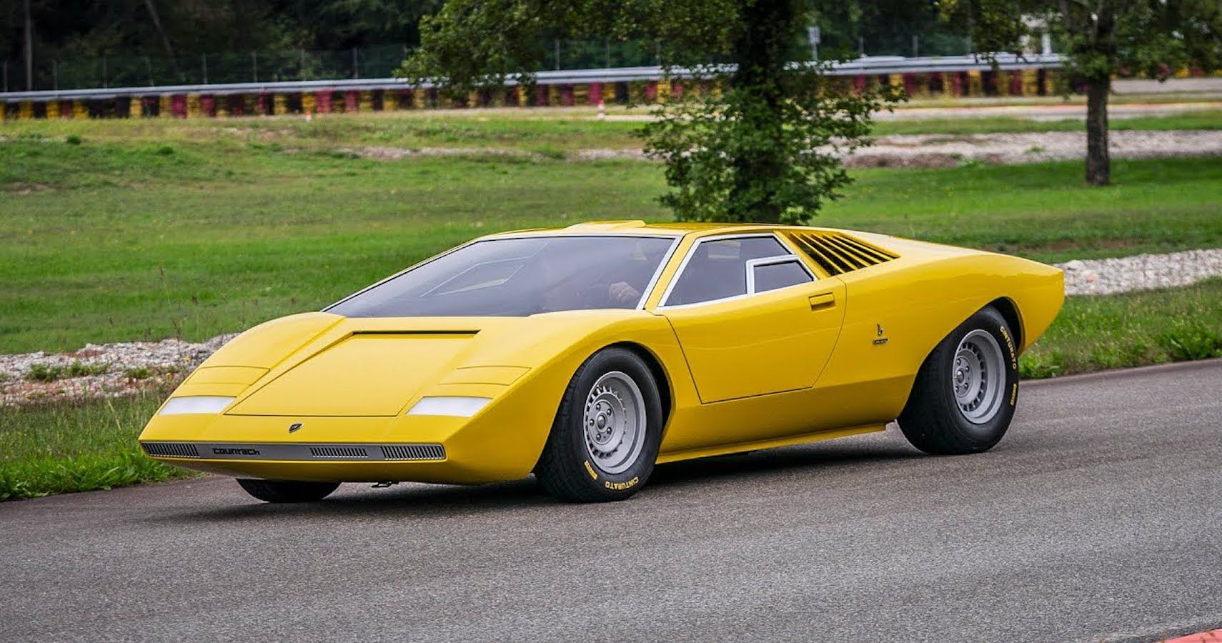 See This Recreated Lamborghini Countach And Its New Owner Experience A Test Drive