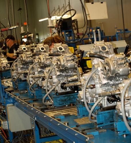 Newly-Assembled-Arctic-Cat-Engines