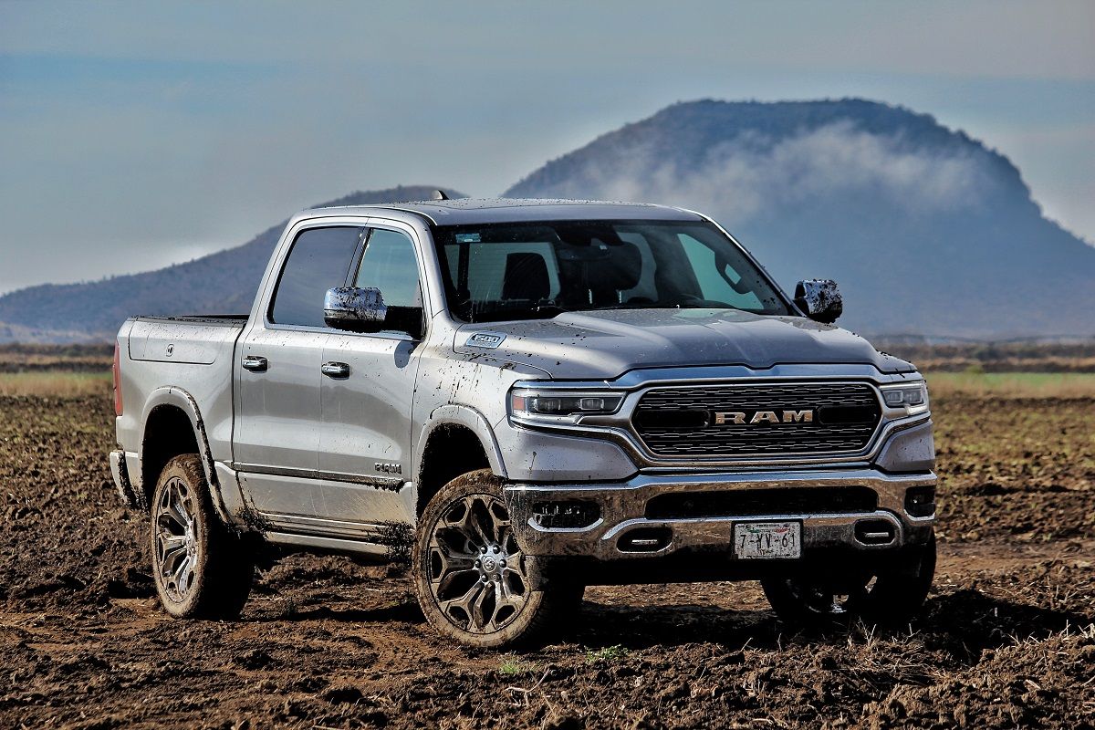 These 10 Full-Size Trucks Have The Best Gas Mileage