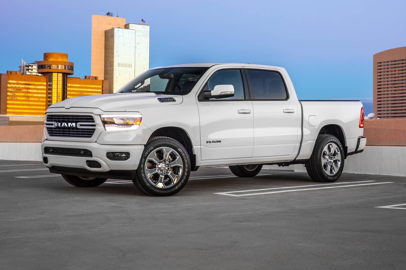 These 10 Full-Size Trucks Have The Best Gas Mileage