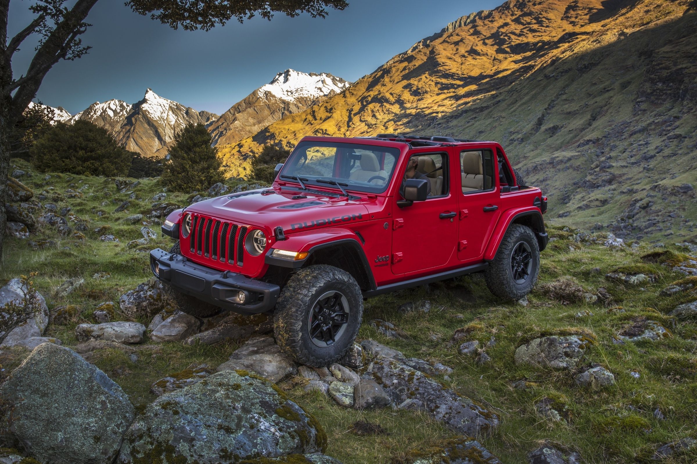 Here's What You Need To Know Before Buying A 2021 Jeep Wrangler Rubicon