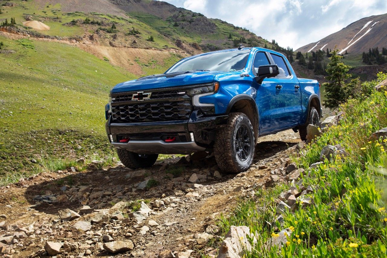 These Are The 8 Best Features Of The 2022 Chevrolet Silverado ZR2