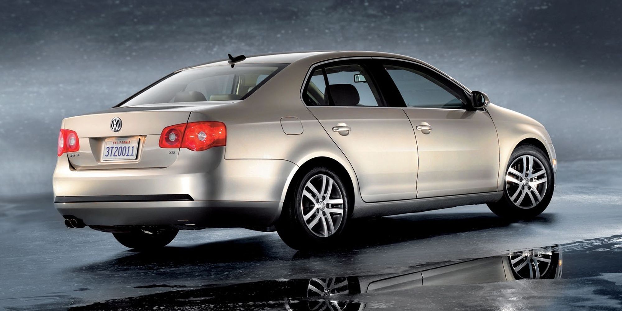 Rear 3/4 view of the Jetta 2.5