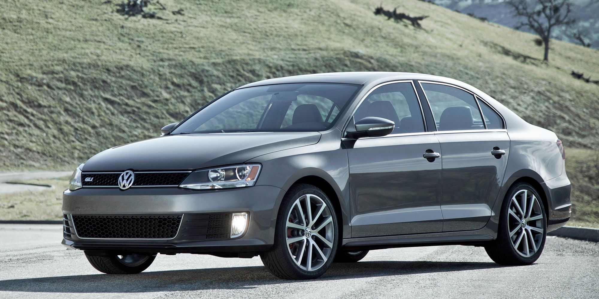 Front 3/4 view of the Jetta GLI