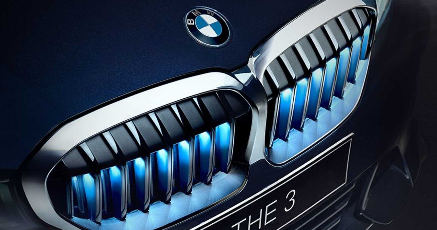 BMW 3-Series Gran Limousine Iconic Edition illuminated kidney grille close-up view
