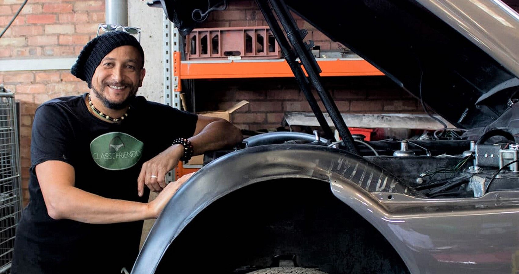 10 Fast Facts About Fuzz Townshend From Car SOS