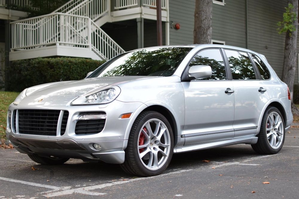 Auction Dilemma Porsche Cayenne GTS Vs Porsche Cayenne Turbo
