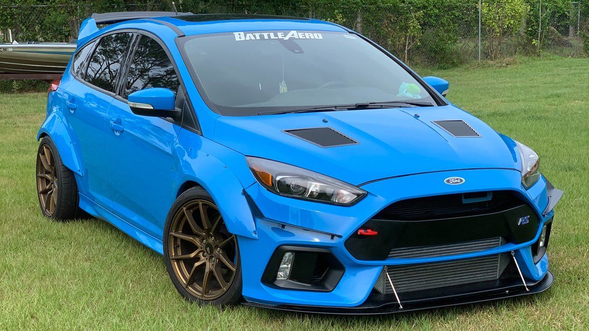 widebody ford focust st