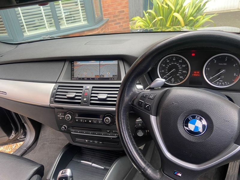BMW X6 xDrive Interior