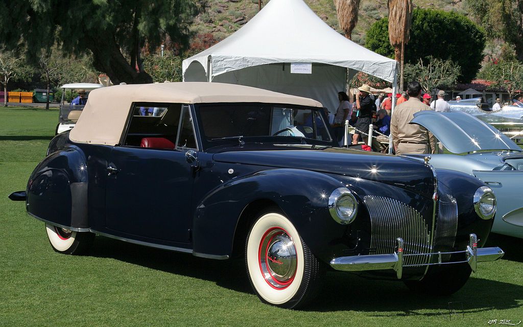 https://static1.hotcarsimages.com/wordpress/wp-content/uploads/2021/11/1940-Lincoln-Zephyr-Continental-Cabriolet-via-wikimedia-commons.jpg