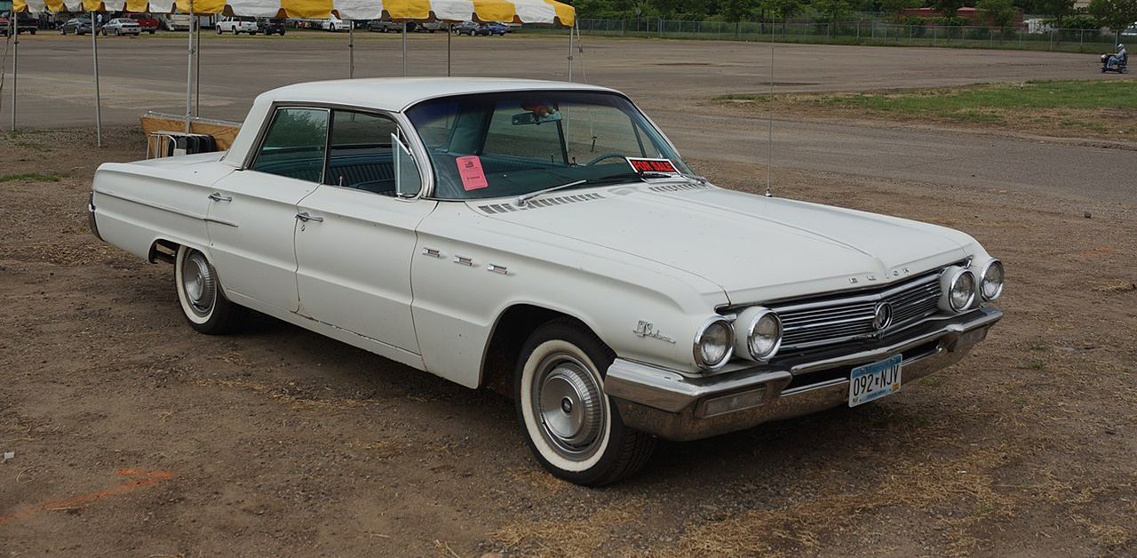 1962 Buick LeSabre White Front