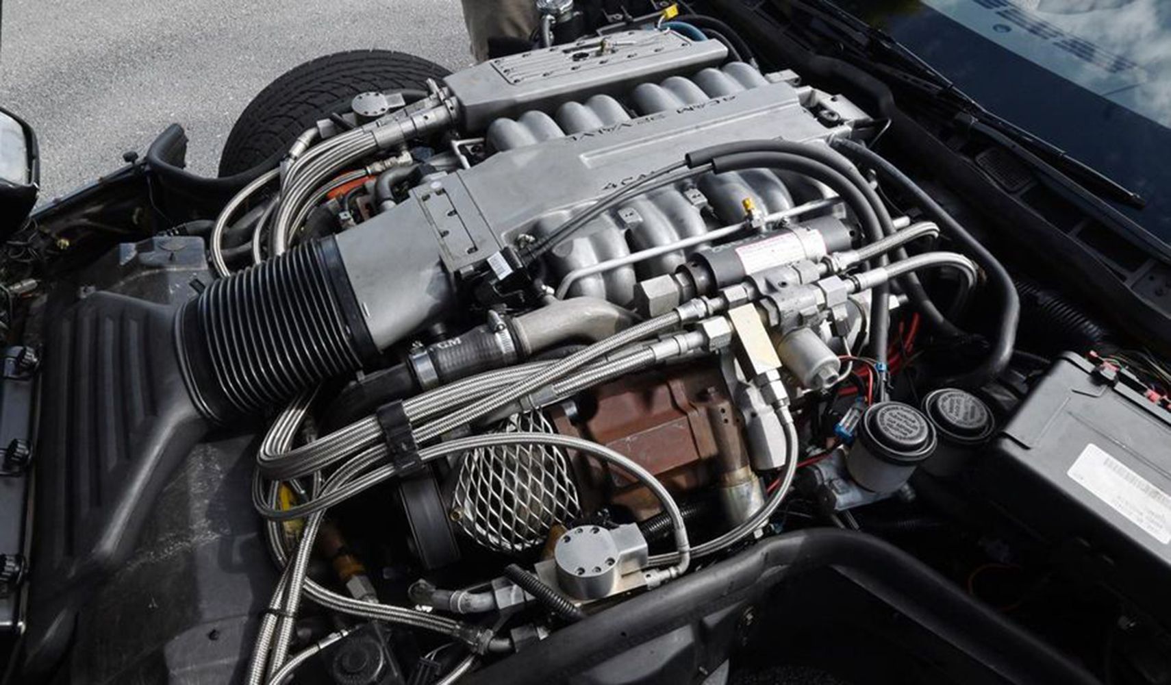 1990 Chevrolet Corvette ZR1 Active Suspension V8 engine
