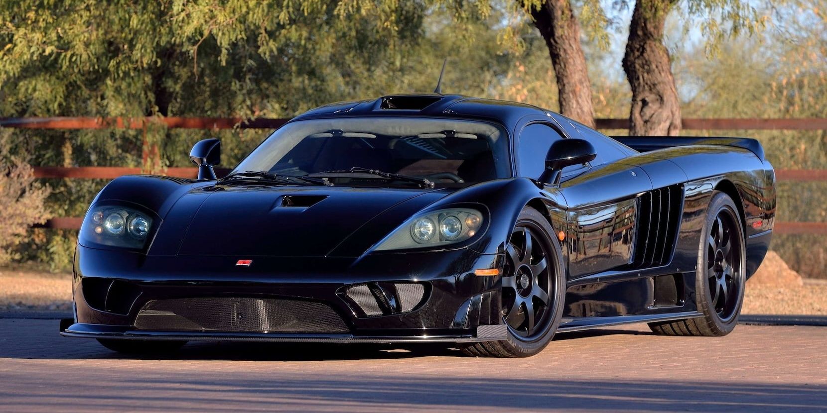 2006 Saleen S7 Twin Turbo Cropped, front 3/4 view