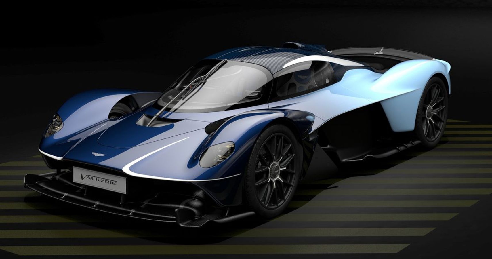 2022 Aston Martin Valkyrie coupe