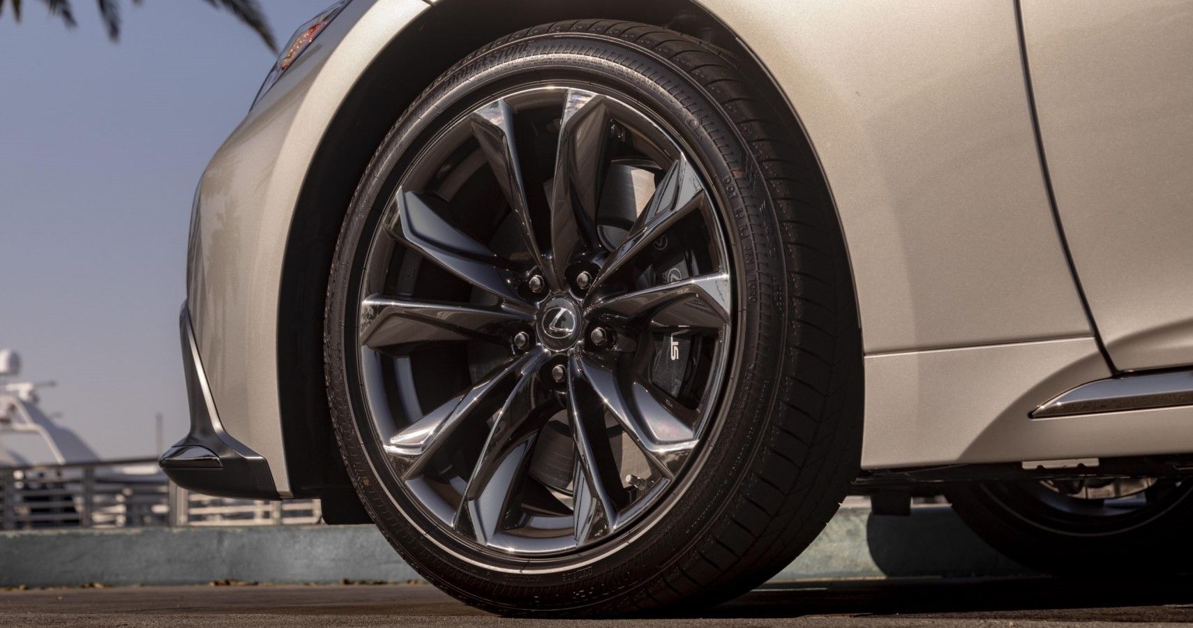 2022 Lexus LS cool 20-inch wheels close-up view