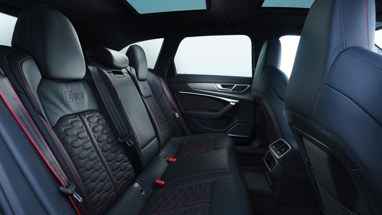 Audi RS6 Interior 2