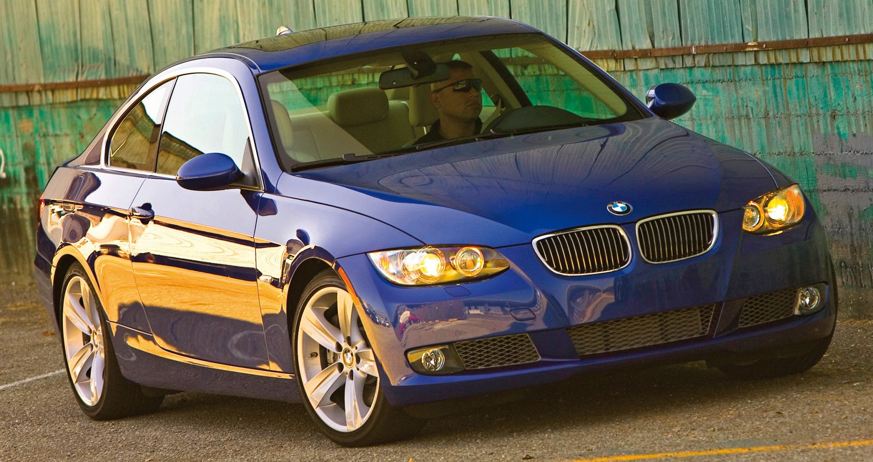 The front of the 335i Coupe in blue
