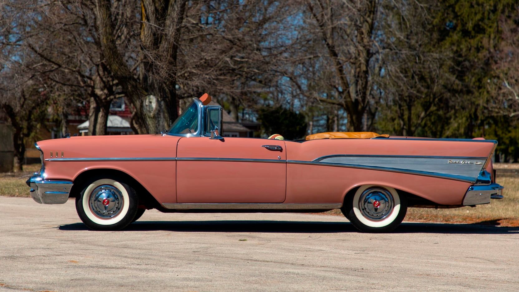 CanEV-1957-Chevrolet-Bel-Air-Convertible-1